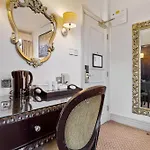 Room In Windsor Drc1